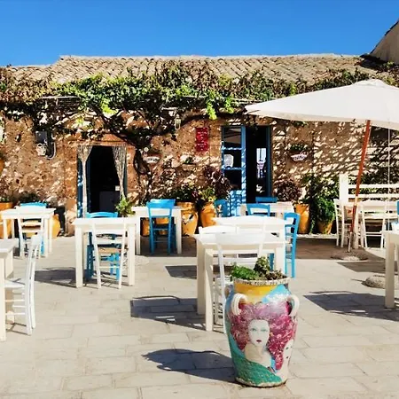 Affittimoderni Cala Azzurra - Noca02 *